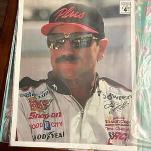 Dale‎ Earnhardt lot of collectible items